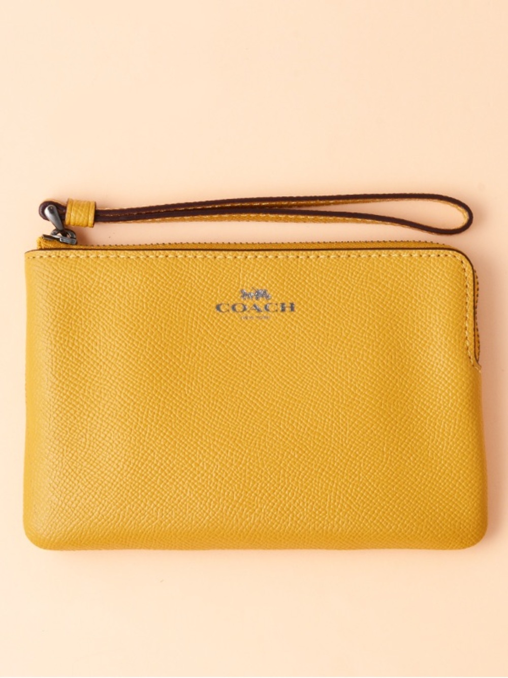 Coach Pebble Leather Corner Zip Wristlet Pouch - Honeycomb Gold - NWT